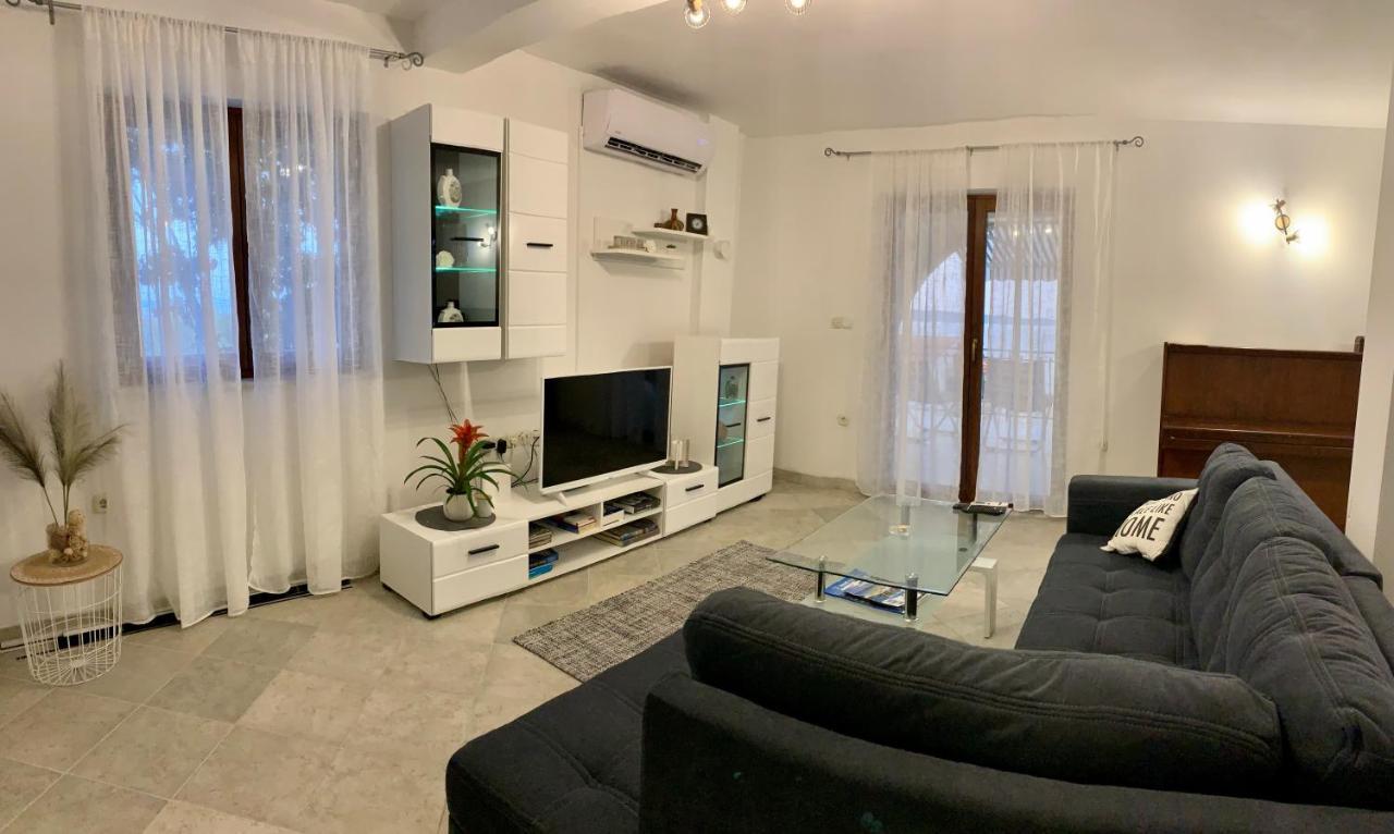 Villa Mira Трогир Экстерьер фото