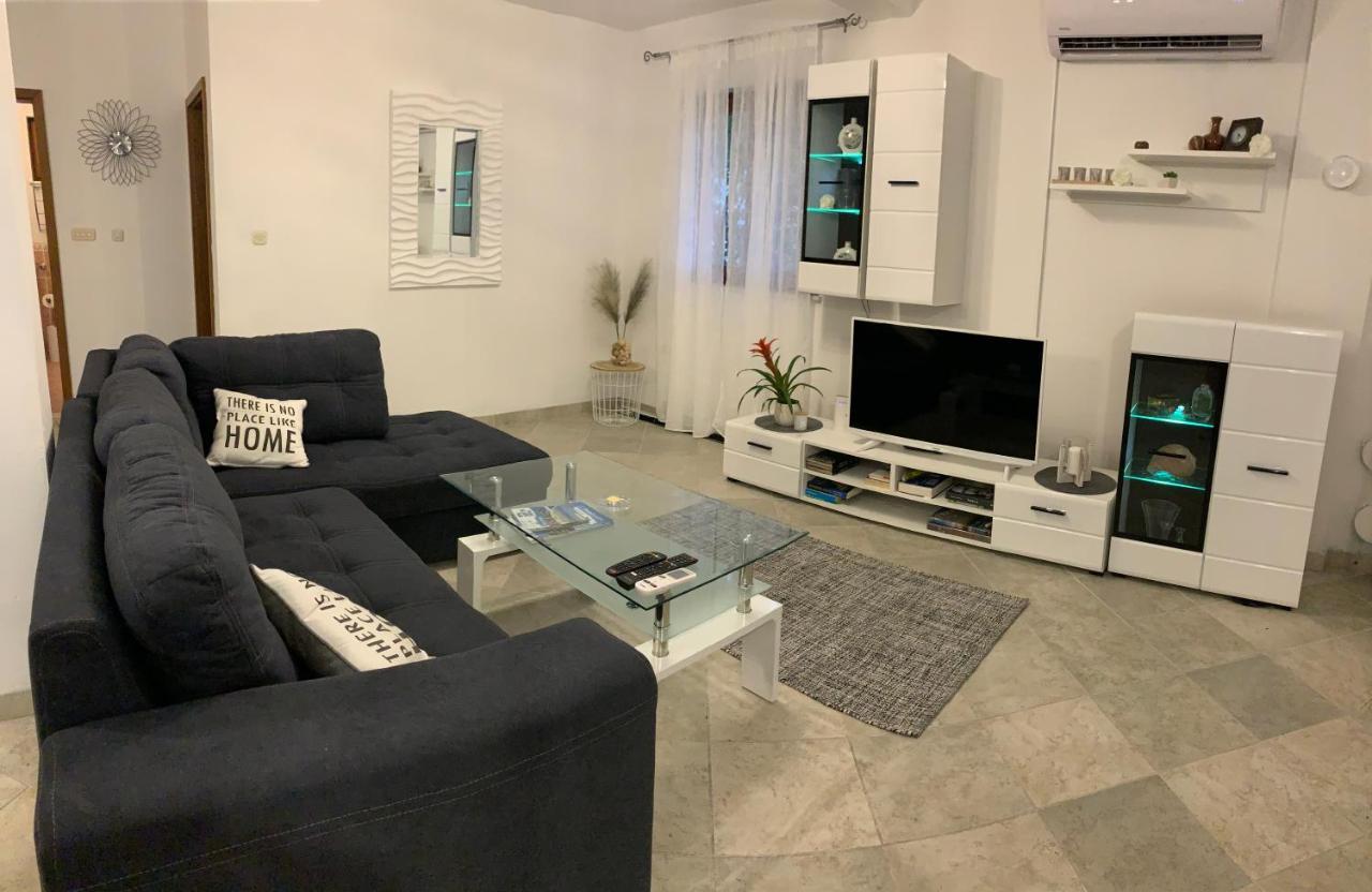 Villa Mira Трогир Экстерьер фото