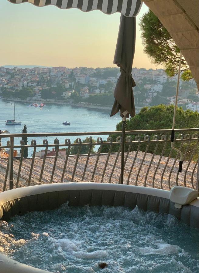 Villa Mira Трогир Экстерьер фото